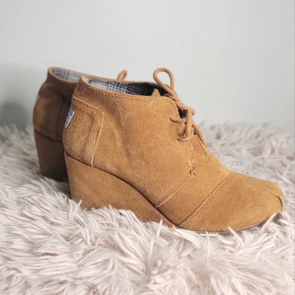 ❤️Toms Suede Wedge Womens  Boots